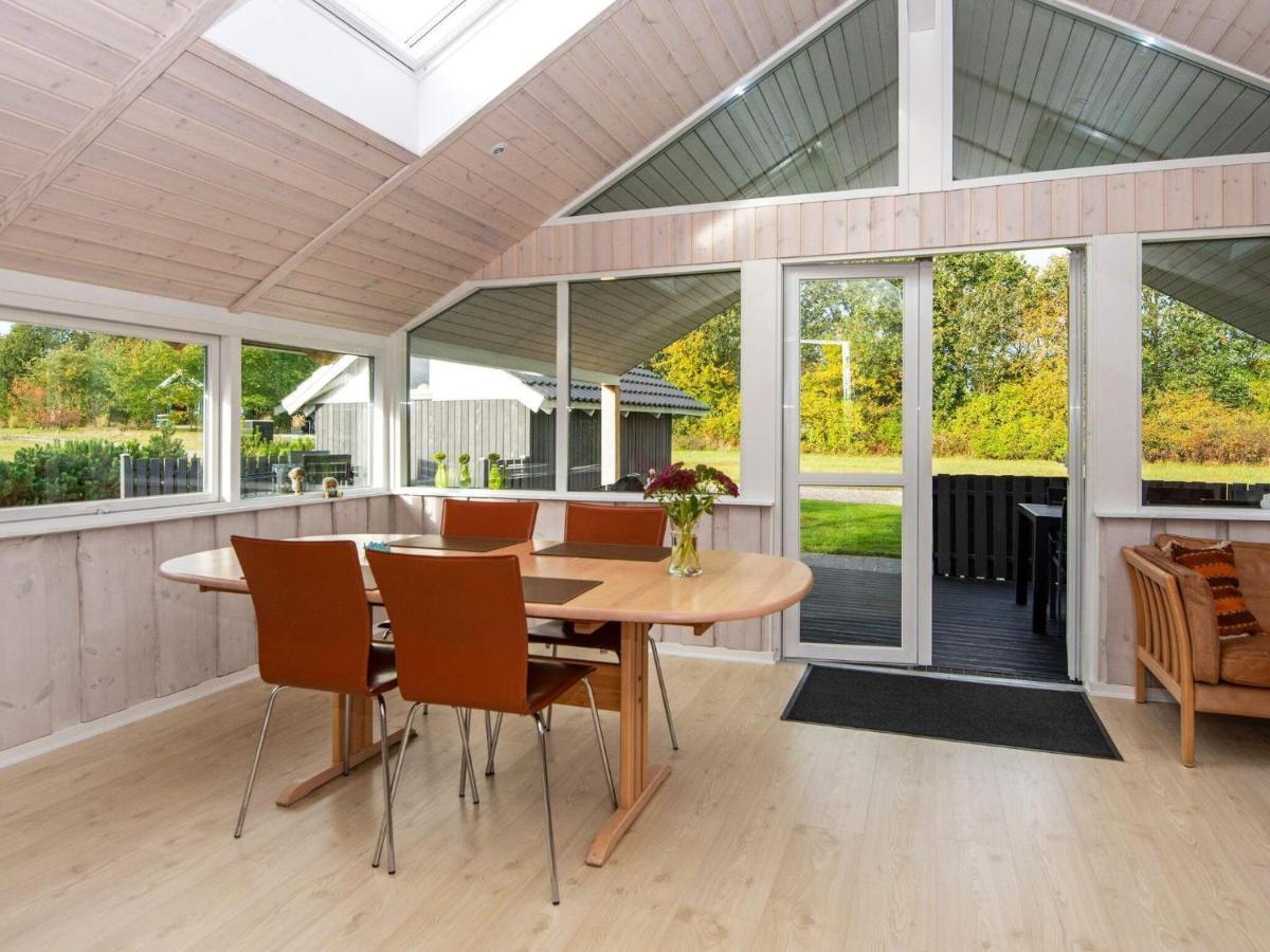 8 Person Holiday Home In Hovborg Exterior photo
