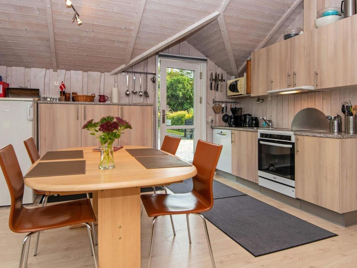 8 Person Holiday Home In Hovborg Exterior photo