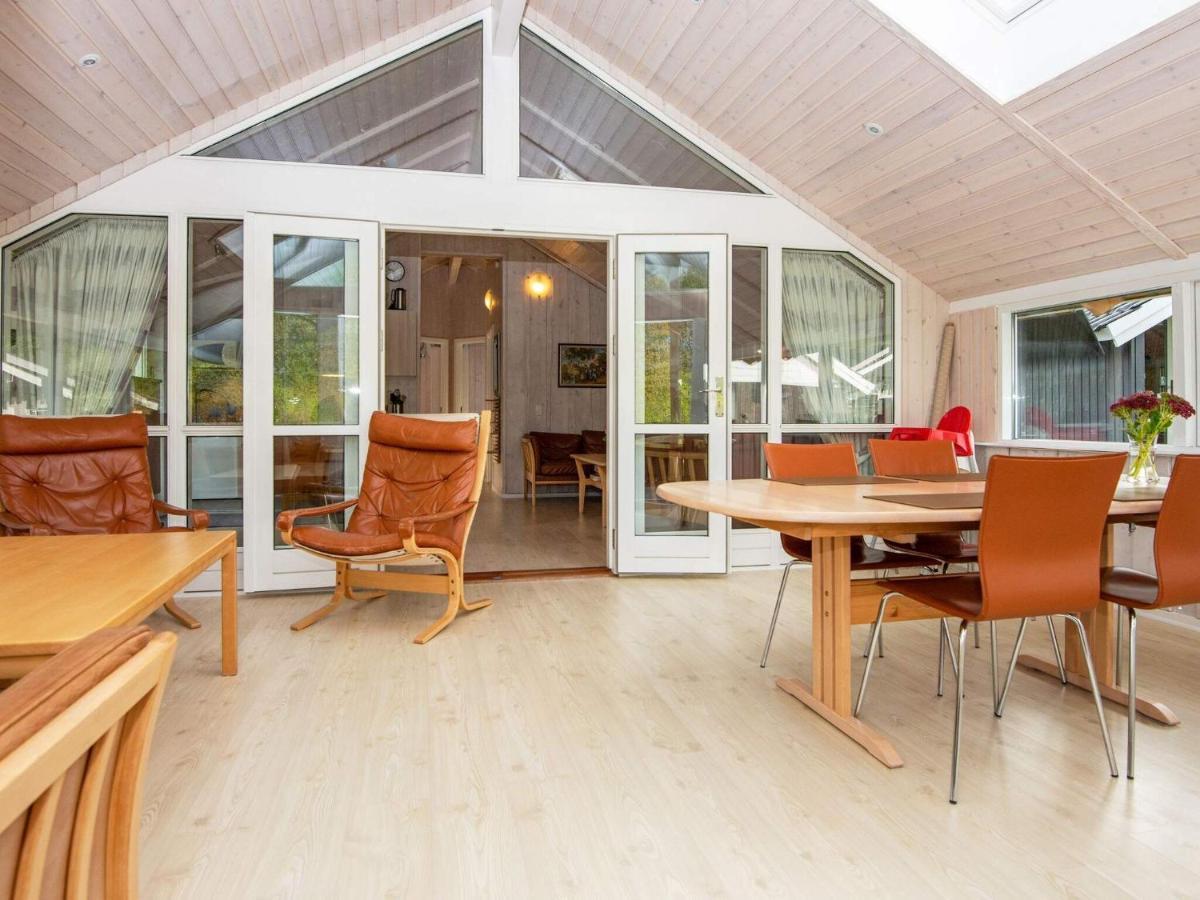 8 Person Holiday Home In Hovborg Exterior photo
